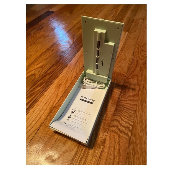 Tech Candy UV Cell Phone Sanitizer - Picture 3 of 4